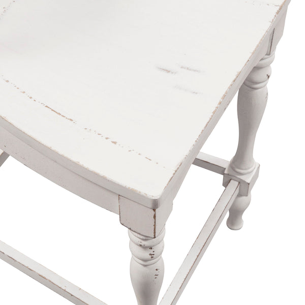 Magnolia Manor - Spindle Back Chair