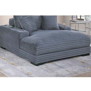 Chaise Lounge With 2 Cup Holders And USB Ports