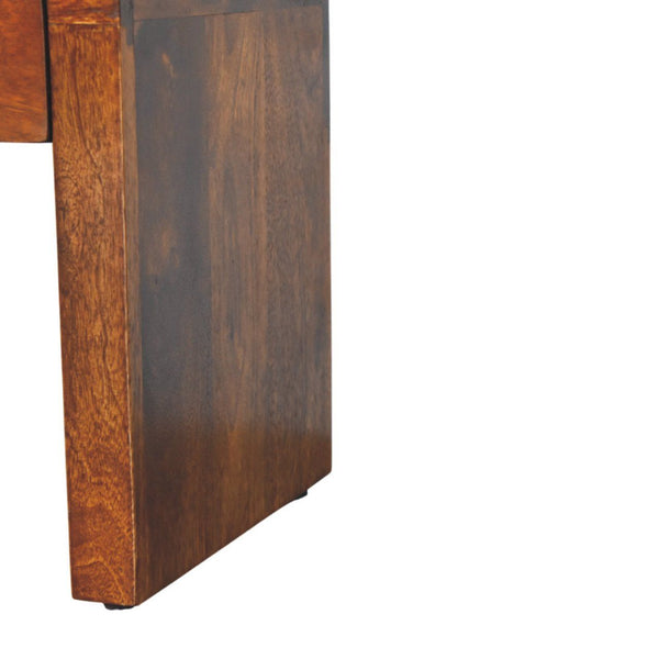 Mini Darcy - Nightstand With Curved Edges