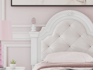 Kozlani - Upholstered Panel Headboard