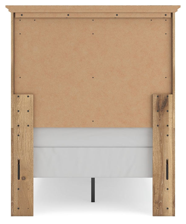 Makidern - Panel Bedroom Set