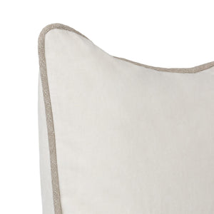 Heirloom Velvet - SLD Pillow - Ivory