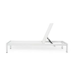 Outdoor Patio Chaise Lounge With 5 Reclining Positions