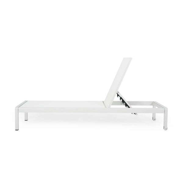 Outdoor Patio Chaise Lounge With 5 Reclining Positions