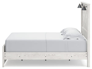 Gerridan - Panel Bed With Sconces