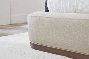 Shiloh - Wingback Upholstered Bed