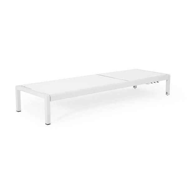 Outdoor Patio Chaise Lounge With 5 Reclining Positions
