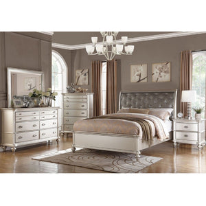 Tufted Headboard Bed