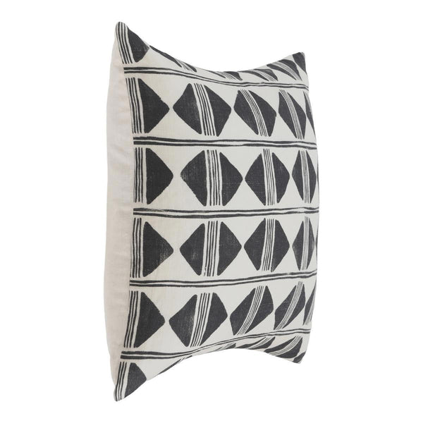 Nubia - 18" Round Pillow - Black / White