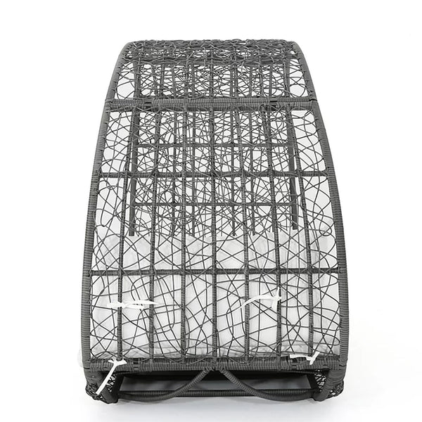 Abigal - Outdoor Wicker Daybed With Cushion