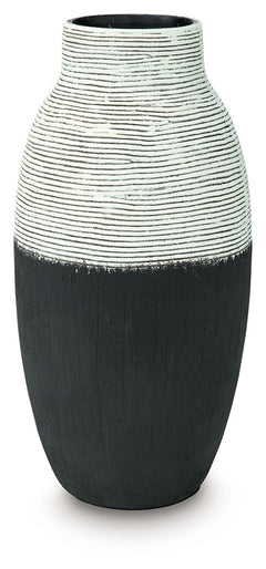 Girtha - Vase