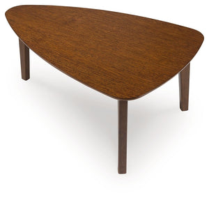 Lyncott - Occasional Wood Table Set (Set of 3) - Brown