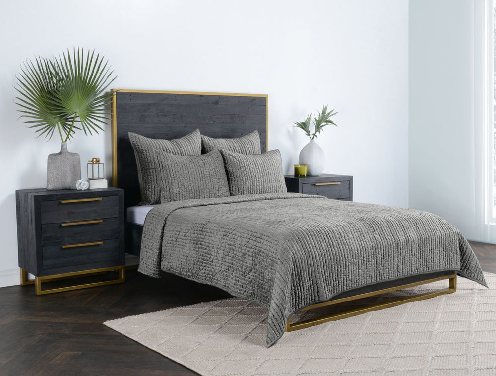 Bari - Velvet Quilt - Sage