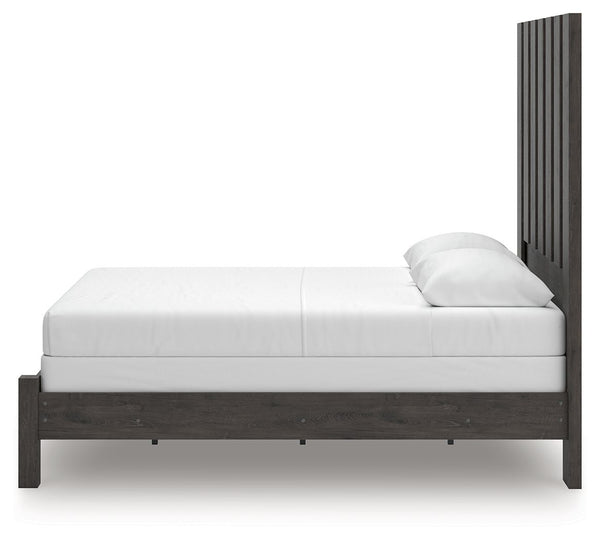 Fraluna - Panel Bedroom Set