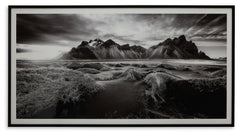 Delstone - Wall Art - Black / White