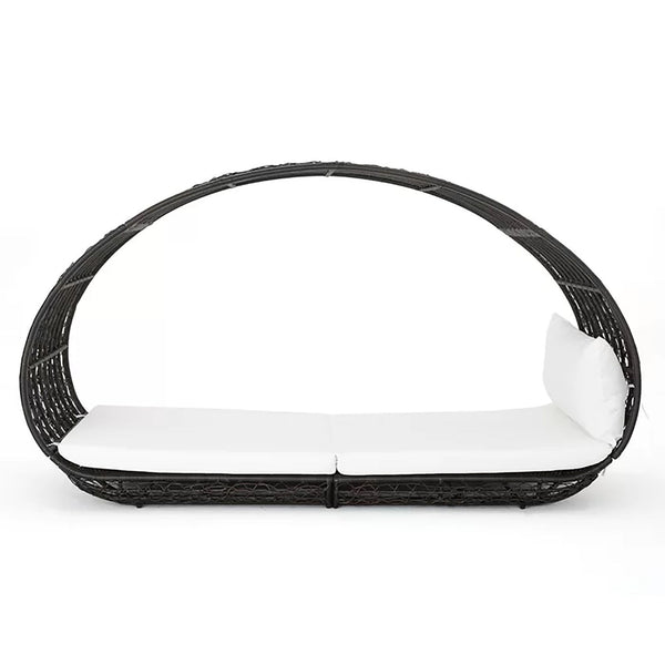 Abigal - Outdoor Wicker Daybed With Cushion