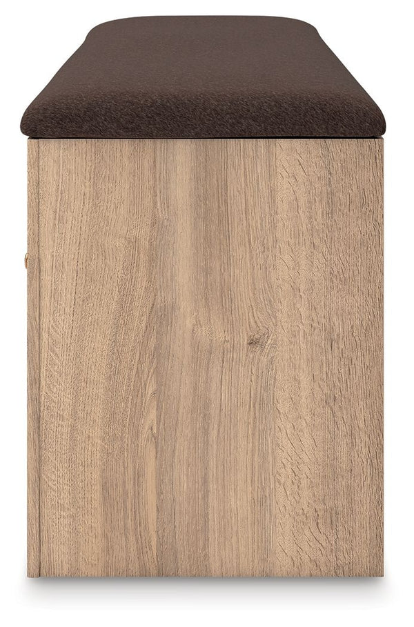 Kinlanni - Bedroom Upholstered Storage Bench - Tan / Brown