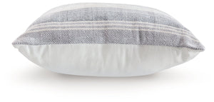 Adikus - Pillow
