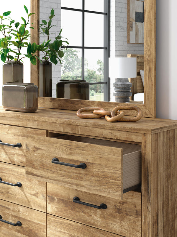 Maystonna - Six Drawer Dresser
