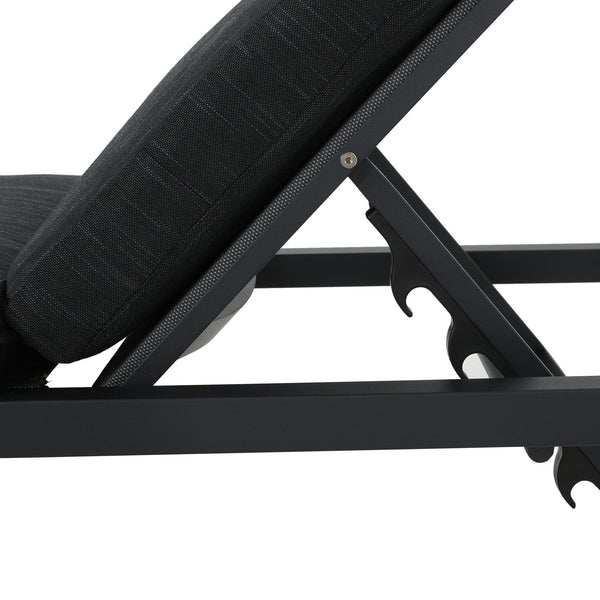 Modern Chaise Lounge With Wate Resistant Fabric Cushions