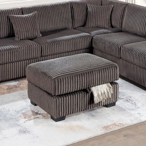 3 Piece Sectional Sofa With Reversible Chaise And USB Storage Ottoman