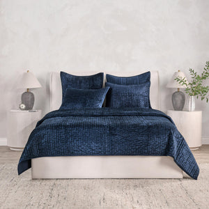 Bari - Velvet Quilt Collection