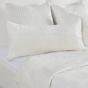 Bari - Velvet Quilt Set