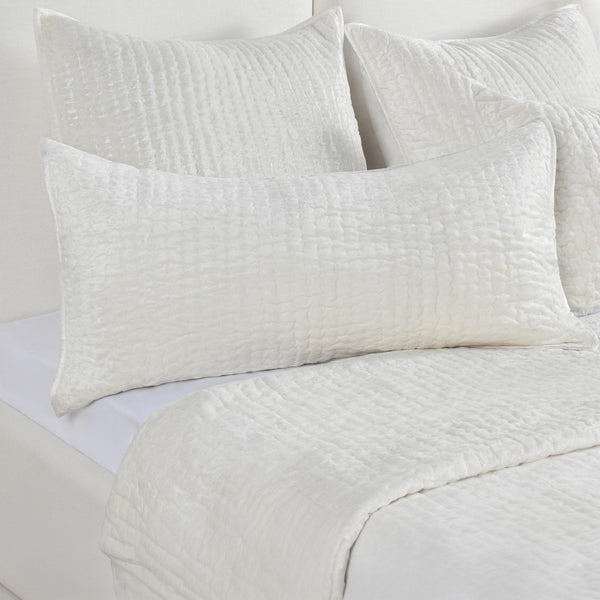 Bari - Velvet Quilt - Cloud