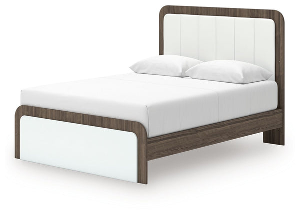 Kendanport - Upholstered Bed