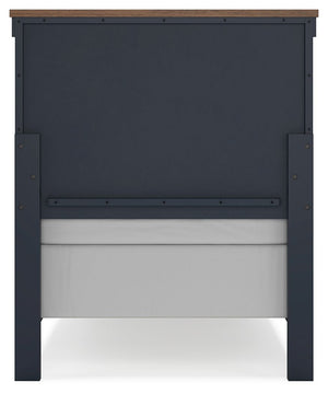 Landocken - Panel Bedroom Set