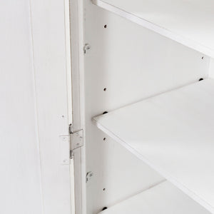 Magnolia Manor - Master Chest - Antique White