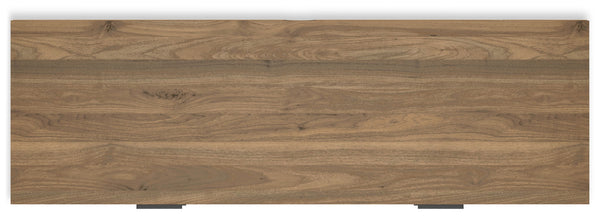 Deanlow - Six Drawer Dresser - Honey