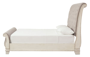 Realyn - Upholstered Sleigh Bed