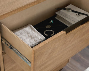Pamaria - Dresser