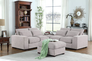 Tatman - Sectional With 2 Ottomans