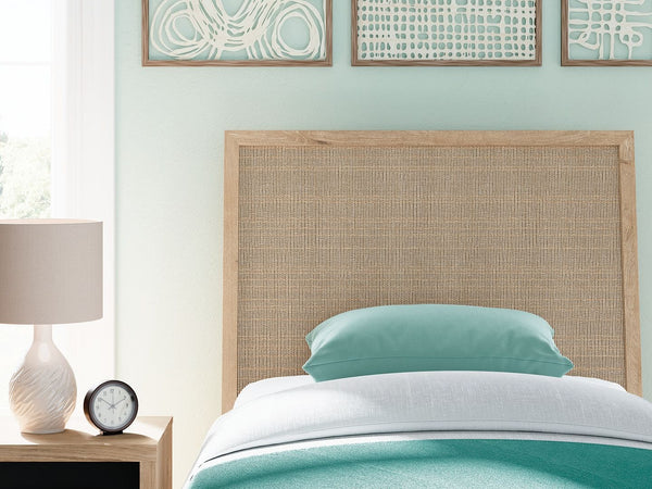 Cielden - Panel Bed