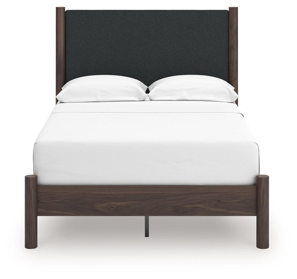 Pamytta - Upholstered Platform Bedroom Set