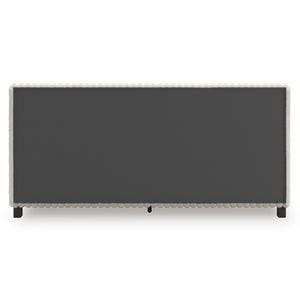 Zuraleus - Upholstered Bed