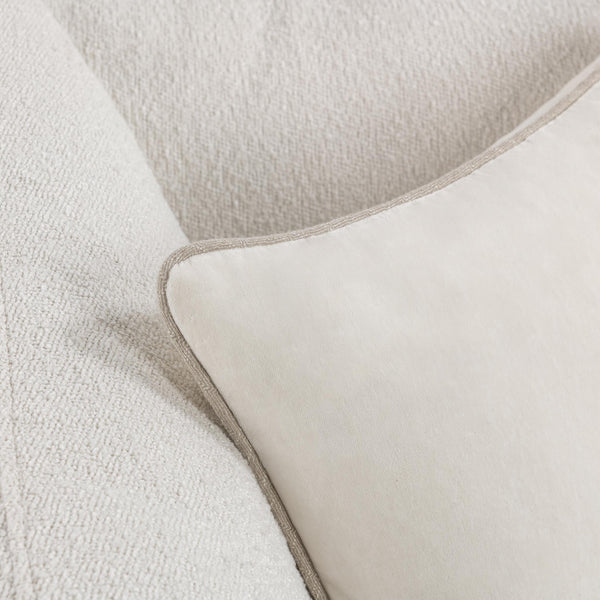 Heirloom Velvet - SLD Pillow - Ivory