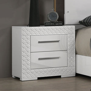 Nightstand With Bar Handle - White
