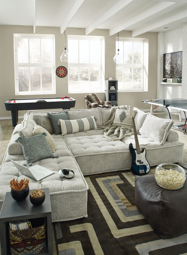 Bales - 7 Piece Sectional