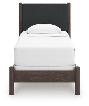 Pamytta - Upholstered Panel Bedroom Set