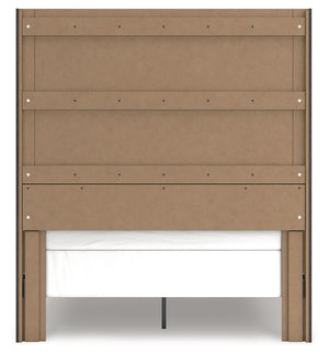 Fraluna - Panel Bedroom Set