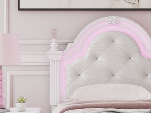 Kozlani - Upholstered Panel Bed