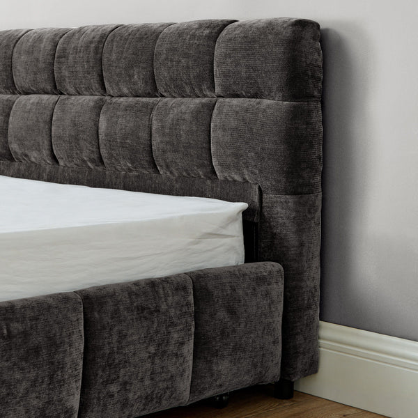 Modern Platform Bed Frame With Thick Fabric