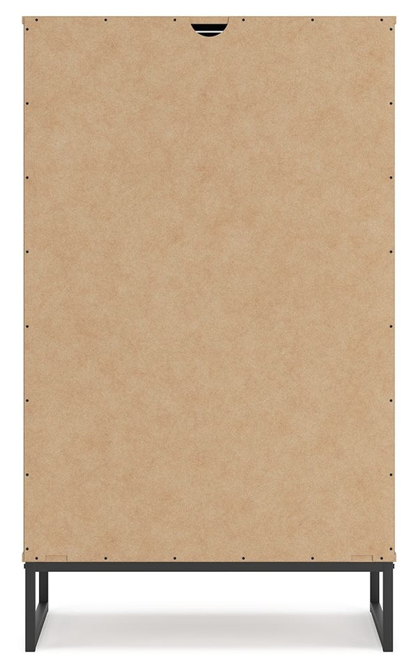 Deanlow - Five Drawer Chest - Honey